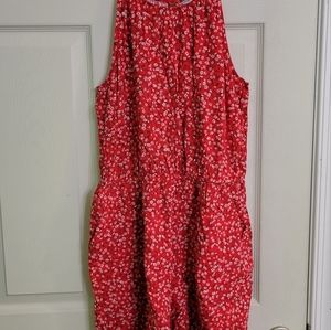 Old Navy Womens Romper Size M spaghetti strap Red floral shorts lightweight